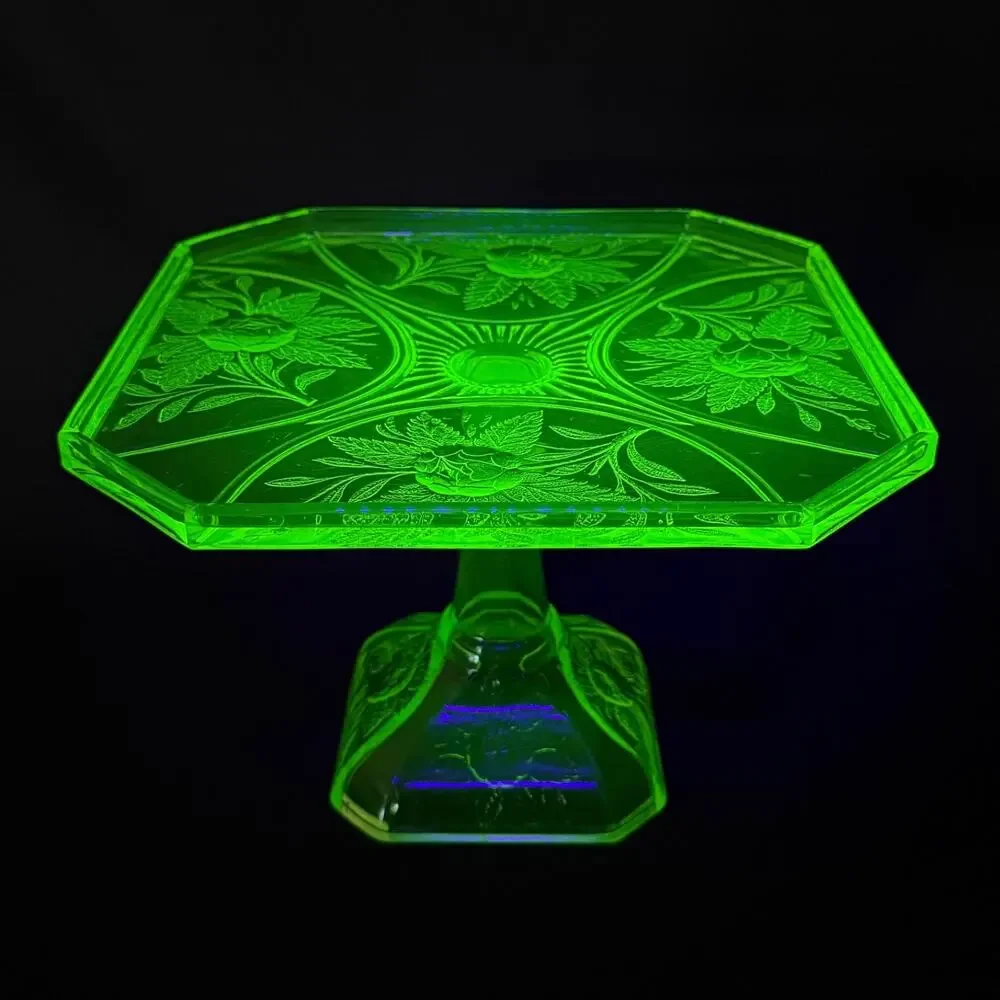 Vintage large vaseline Uranium Glass green Cake Stand flowers Pattern h6
